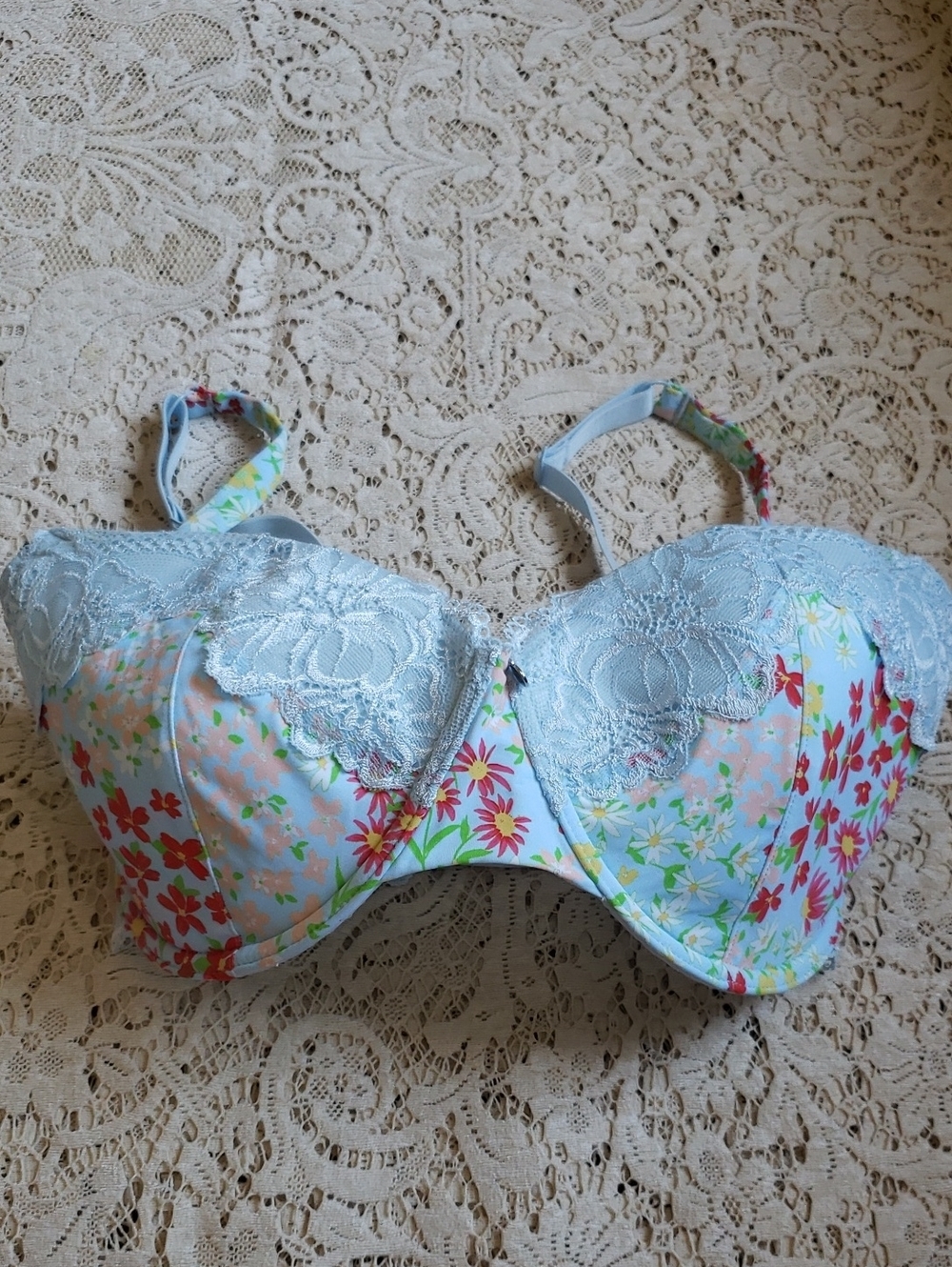 Adore Me Light Blue Floral Lace Underwire Bra - Women Intimates 32H